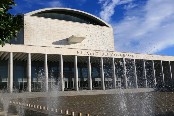 palazzo-dei-congressi-brignano